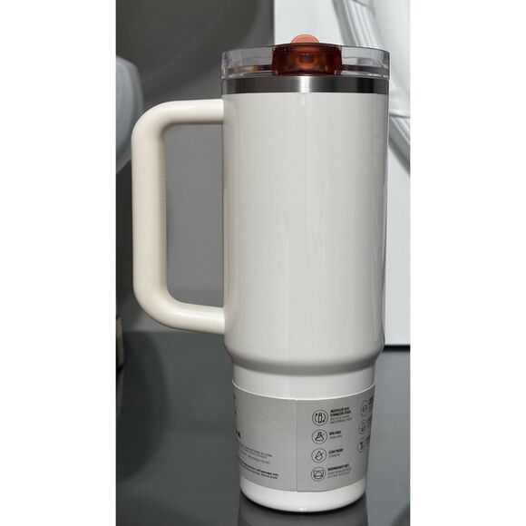 STANLEY QUENCHER PROTOUR FLIP STRAW TUMBLER, 30OZ- CREAM APRICOT GLOSS - Picture 2 of 4